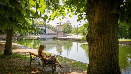 Canicule : seize départements placés en vigilance rouge mardi