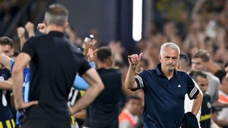 Mourinho, Feyenoord'u akıl oyunu ile mat etti!