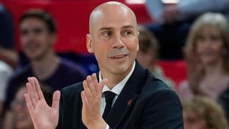 Peñarroya, convencido: "Tenemos todas las opciones si hacemos el partido que toca"