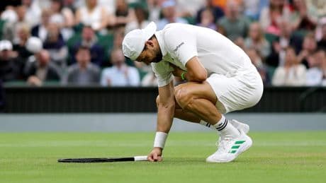 Una lesión de hombro aplaca la revuelta de Dimitrov ante Sinner