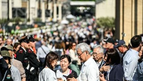 Meloni-Papa, asse sulla tecnologia. Le (possibili) distanze sui migranti