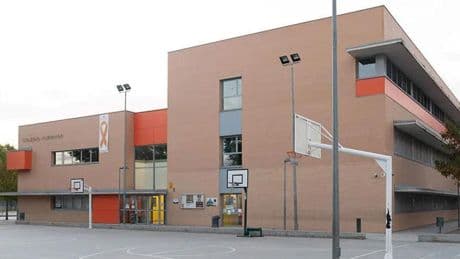Detenido un cuidador de un colegio de Alcalá de Henares por presuntas agresiones sexuales a menores