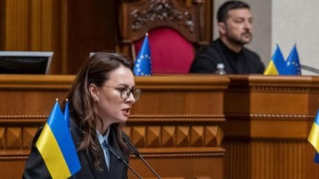 Ucrania aprueba una ley para acabar con la independencia de las agencias que combaten la corrupción política
