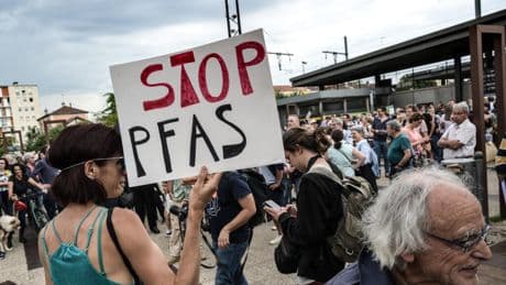 Environnement: le Danemark interdit les PFAS dans les vêtements à partir de juillet 2026