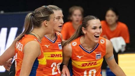 Nederlandse volleybalsters in drie sets overtuigend langs Bulgarije in Nations League