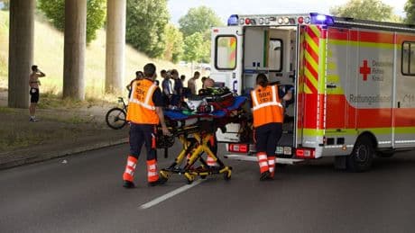 Massensturz bei Radrennen «Riderman»: Bis zu 70 Verletzte