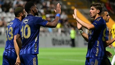 Jhon Duran siftah yaptı: Fenerbahçe'den 4 gollü prova!