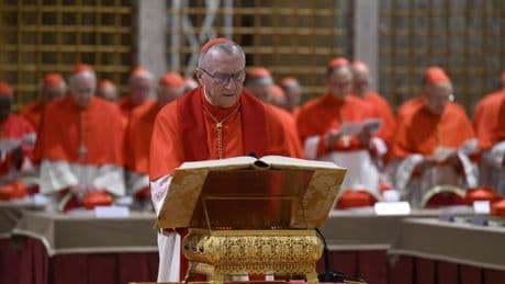 Parolin, impactado por la “serenidad” con la que Prevost aceptó ser papa