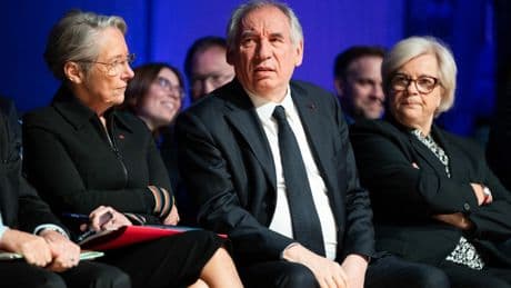« Quand vous acceptez des fonctions de ministre, vous êtes responsable » : une plainte déposée contre Catherine Vautrin, Yannick Neuder et Élisabeth Borne pour la destruction de l’hôpital public