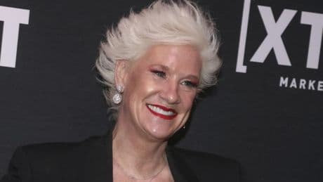 Muere Anne Burrell, popular chef de la televisión estadounidense