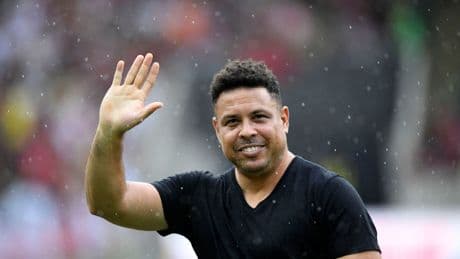 Ronaldo vende el Real Valladolid a un grupo inversor tras siete años en el club