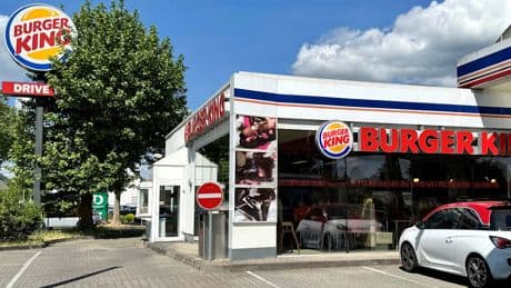 Zwei Tote am Meteoriten-See - Fuhr der Killer mit den Leichen zu Burger King?