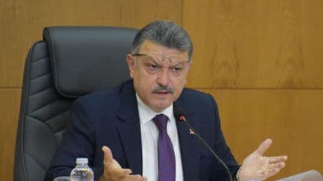 Genç: Çelik tutuksuz yargılanmalı