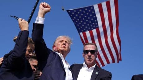 „Retter“, „Erlöser“, „Messias“ – der Personenkult um Trump erreicht neue Höhen