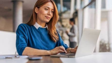 Thousands of UK workers given 'summer Friday' hours and can finish work early