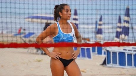 80 Gäste, aber keine Zeugen - Volleyballerin (21) trieb nach Party tot im Pool