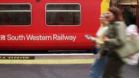 Großbritannien beginnt mit Wiederverstaatlichung der Eisenbahn