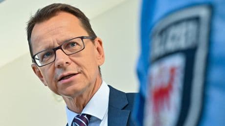 Ministerin feuert Verfassungsschutzchef - AfD Brandenburg „gesichert rechtsextrem“