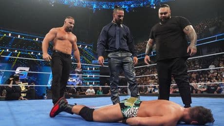 WWE Saturday Night’s Main Event XL Results As Seth Rollins Suffers Leg Injury