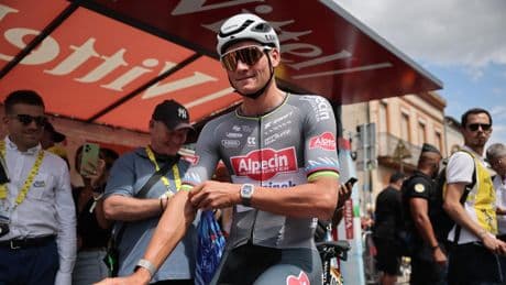 Van der Poel abandona el Tour por una neumonía