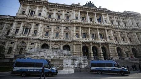 “Criticità nel metodo e nel merito”. Cassazione in tackle sul decreto sicurezza