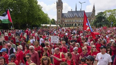 Huge turnout at a second Dutch protest seeking government action against Israel