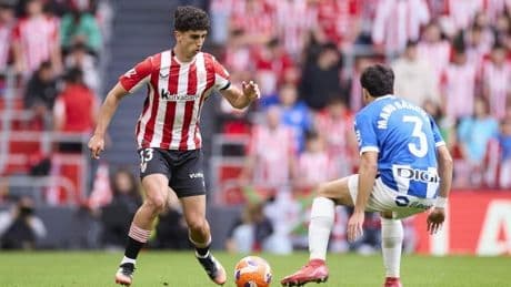 El Athletic se consuela del mazazo europeo al ganar al Alavés