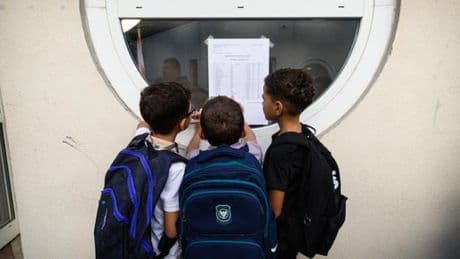 Maintenir les effectifs d’enseignants, un pari économiquement gagnant, selon une étude