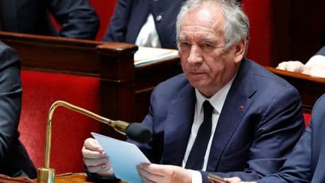 "Il dira qu'il a fait de son mieux": comment François Bayrou prépare sa sortie en cas de censure