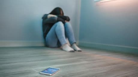 «Safe Place» : les professionnels de l’influence veulent enrayer la violence contre les créatrices de contenu