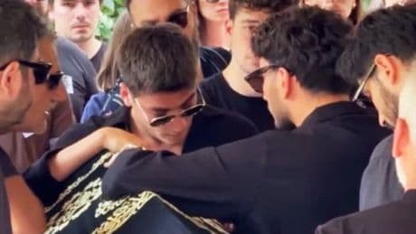 Atakan Özkaya'dan babasına son görev