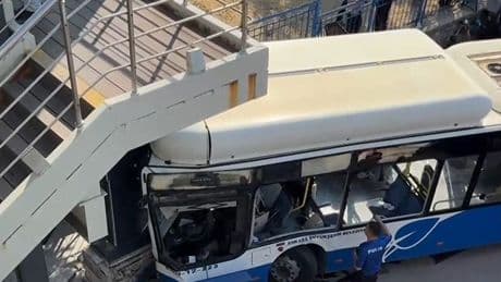 Ankara'da EGO otobüsü kaza yaptı: Çok sayıda yaralı var