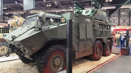 Escribano EM&amp;E presenta su nuevo blindado 6x6 y sus exitosas plataformas terrestres en la feria de Defensa de Madrid