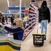 Dreun voor Jumbo, nu Lidl ‘voor het eerst meer klanten trekt’: ‘Ze kunnen de strijd met AH niet volhouden’