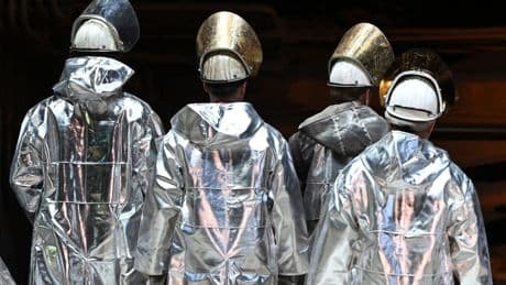 Thyssenkrupp-Stahlsparte: Stahl-Beschäftigte stimmen schmerzhafter Sanierung zu