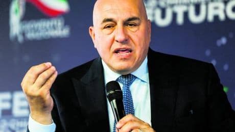 Crosetto: "Netanyahu sbaglia tutto, a Gaza superato il limite"