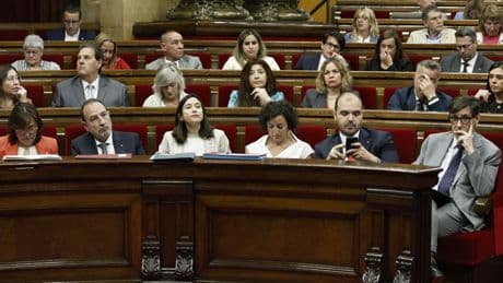Illa aprueba la prórroga presupuestaria con ERC y los comunes y sella una «alianza sólida»