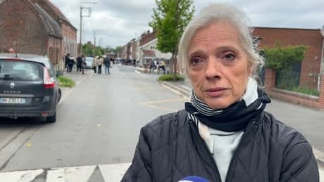 "Ça a été un réflexe": une voisine qui a secouru une mère et ses deux enfants lors de l'incendie mortel d'Attiches témoigne