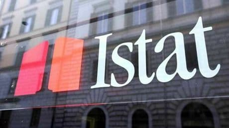 Istat, nel secondo trimestre +226mila occupati sull'anno. Dati record al Sud, Meloni: «La strada è giusta»
