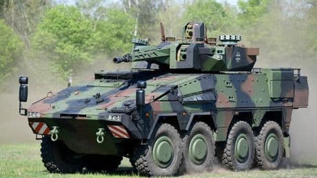 Rüstung: Bundeswehr kündigt Milliarden-Aufträge für Jets und Panzer an