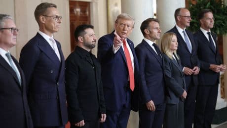 Trump calls Putin during Ukraine summit at White House