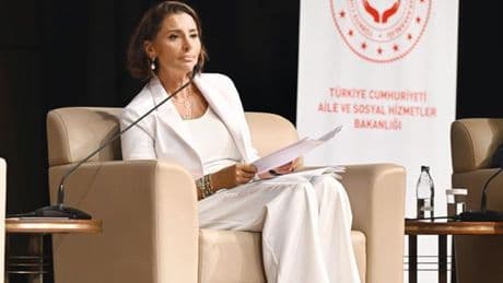 Hande Fırat 15 Temmuz gecesini anlattı: ‘O telefon gazetecilik görevimdi’