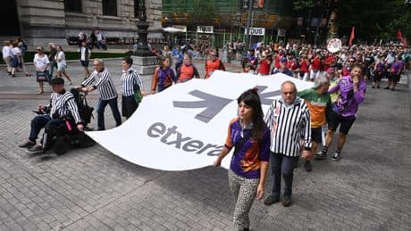Mil personas marchan en Bilbao por los presos de ETA: el juez lo cree una "expresión de opinión arriesgada" pero legal