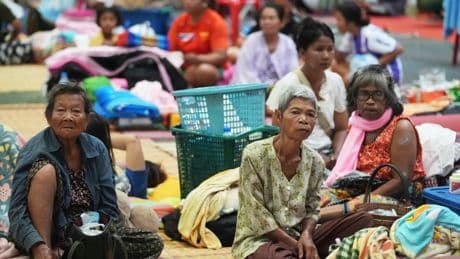 Tens of thousands flee their homes as Thailand and Cambodia clash