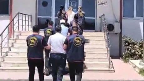 Bakan Yerlikaya duyurdu! Bingöl'de ölü bulunan bebeğin faillerini 20 yıl sonra JASAT yakaladı