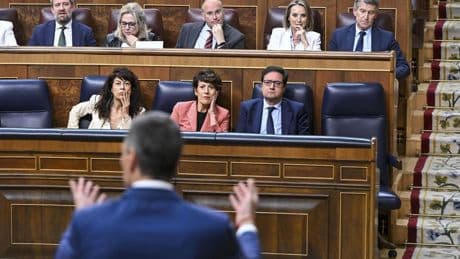 El Gobierno choca con el ‘no a todo’ del PP a pesar de la interlocución por aranceles, el apagón o el gasto en Defensa