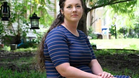 Scammers are using AI to enroll fake students in online classes, then steal college financial aid