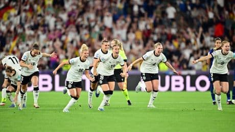 "Mega-Save und Penalty-Show" - Europas Presse feiert deutsche EM-Heldinnen
