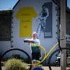 "Je le respecte totalement" : comment la légende Bernard Hinault est-elle perçue par les coureurs français du Tour de France ?