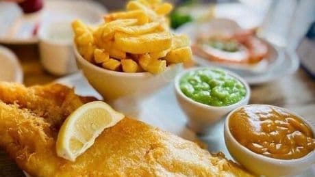 The UK's little seaside town with Cornwall's 'best' fish and chip shop - 'huge portions'